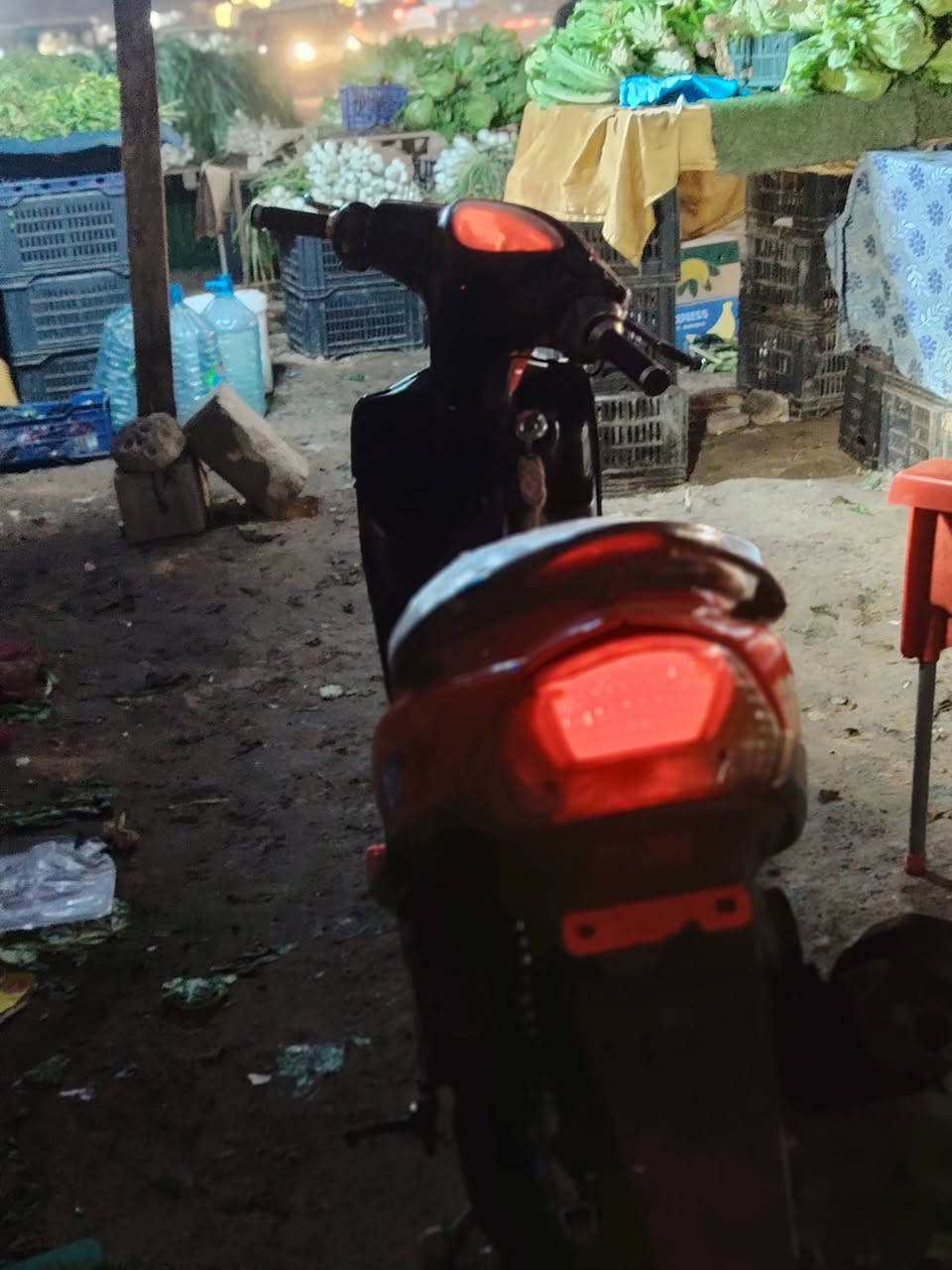 ماكس للبيع دراجه خير من الله مكينه مفتوحه دراجه ماناقصه برغي كهربائيات كله شغال 
السعر 550 الاستفسار ***********
