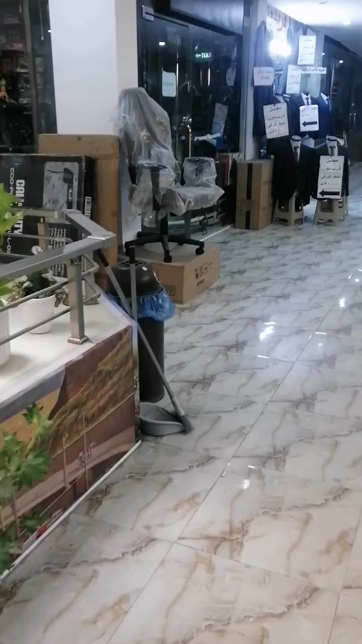 محل فريدون كركوك شارع الجمهورية عماره الحمداني طابق الأرضي بسعر مناسب ٥٠٠٠٠ الف قاط تركي بسعر جمله


**إذا كنت صاحب هذا الإعلان وتريد حذفه لأي سبب، رجاءا أرسل رسالة إلى الدعم الفني**