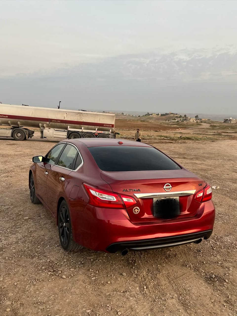 السلام عليكم 
للبيع نيسان التيما موديل ٢٠١٧
كيرومكينه و تبريد بشرت وين ماتريد افحص
مكينه ٢٥٠٠المرغوب ٤سلندر
مواصفاتSVفول ماعدا الفتحه
رادار امامي جانبي شغال 
بصمه 
أبواب بصمه 
صندوك بصمه
تبريد لمس 
مرايا رادار
تحديد سرعه
شاشه
كاميرا 
بيهه ١قطعه وشبر بدون أرباك بشرط
بيهه ٢ورقه غرامه ينزل من سعره
سعر السياره ١١٤ومجال 
مكان السياره عقره ابعد عن اربيل ساعه ابعد عن موصل ٤٠دقيقه
رقم تلفون فايبر واتساب ***********
***********
***********اسيا مباشر أربيل, العراق
