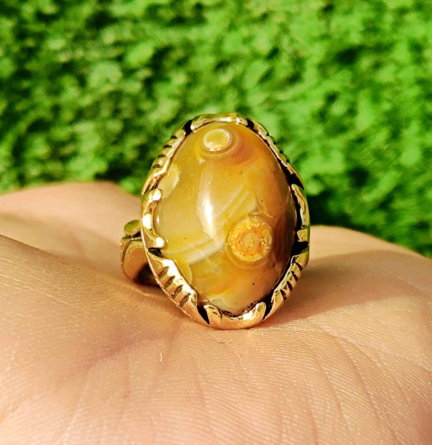 سلام عليــــــكم 🫷🏿👇👇

تحفه وقديم(سليماني دهن ودبس عيون عطــــف) 

صياغه تخبل وثكيلــــه نحاس لايصدى 
قيــــــاس الخاتم(22..23)

يوجد توصيل بدون مراوس او حجز مكاني سماوه سعره مع التوصيل(20)🔒🔒


**إذا كنت صاحب هذا الإعلان وتريد حذفه لأي سبب، رجاءا أرسل رسالة إلى الدعم الفني**