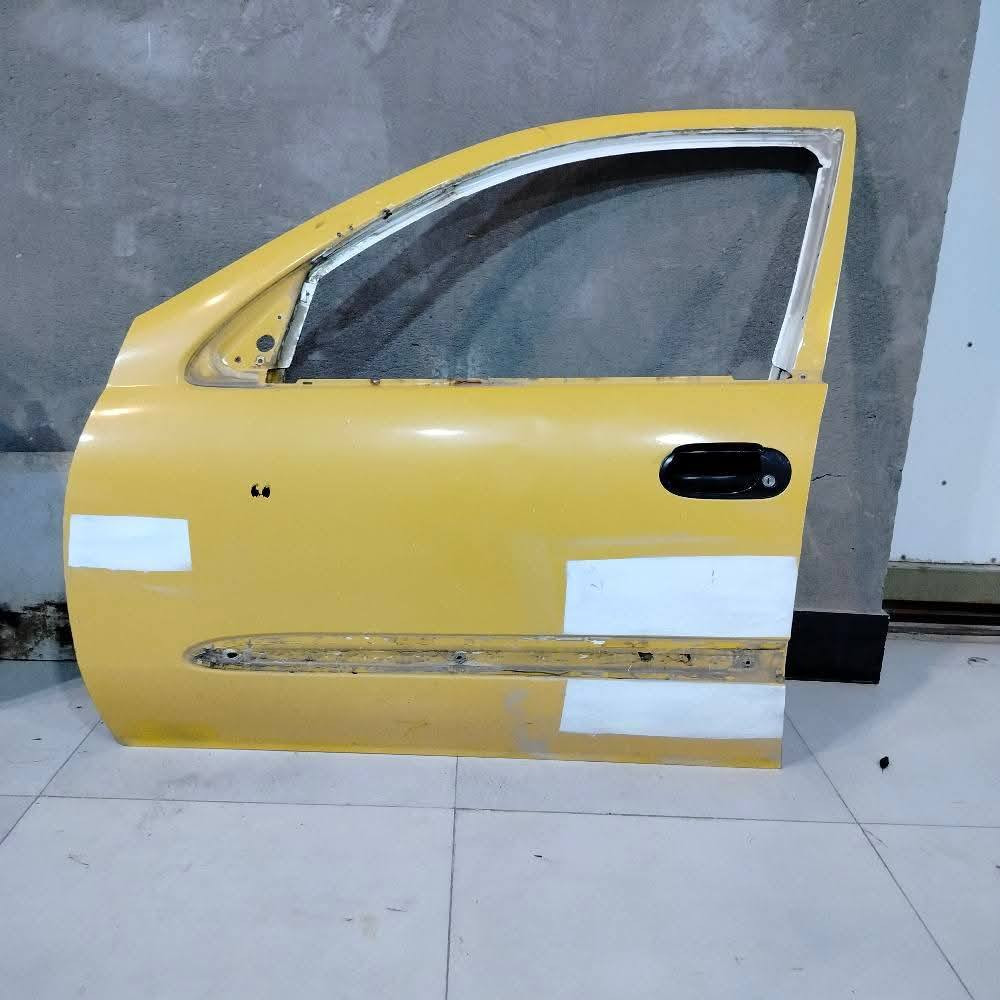 سلام عليكم بيبان نيسان سني ياباني 2010 مالات البلاد داخلهن لون ابيض للبيع سوم وخذ مكاني البصره رقم الهاتف/***********
