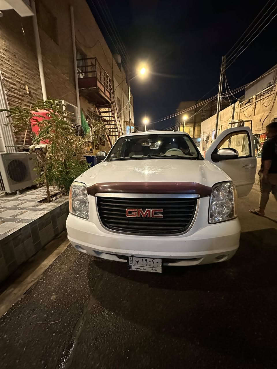 السلام عليكم سياره يوكن طويله 2007 وارد امريكي مبدل مدكر مكفوله من صبغ سياره كلهه عل بلاد للاستفسار الاتصال على الرقم ***********
