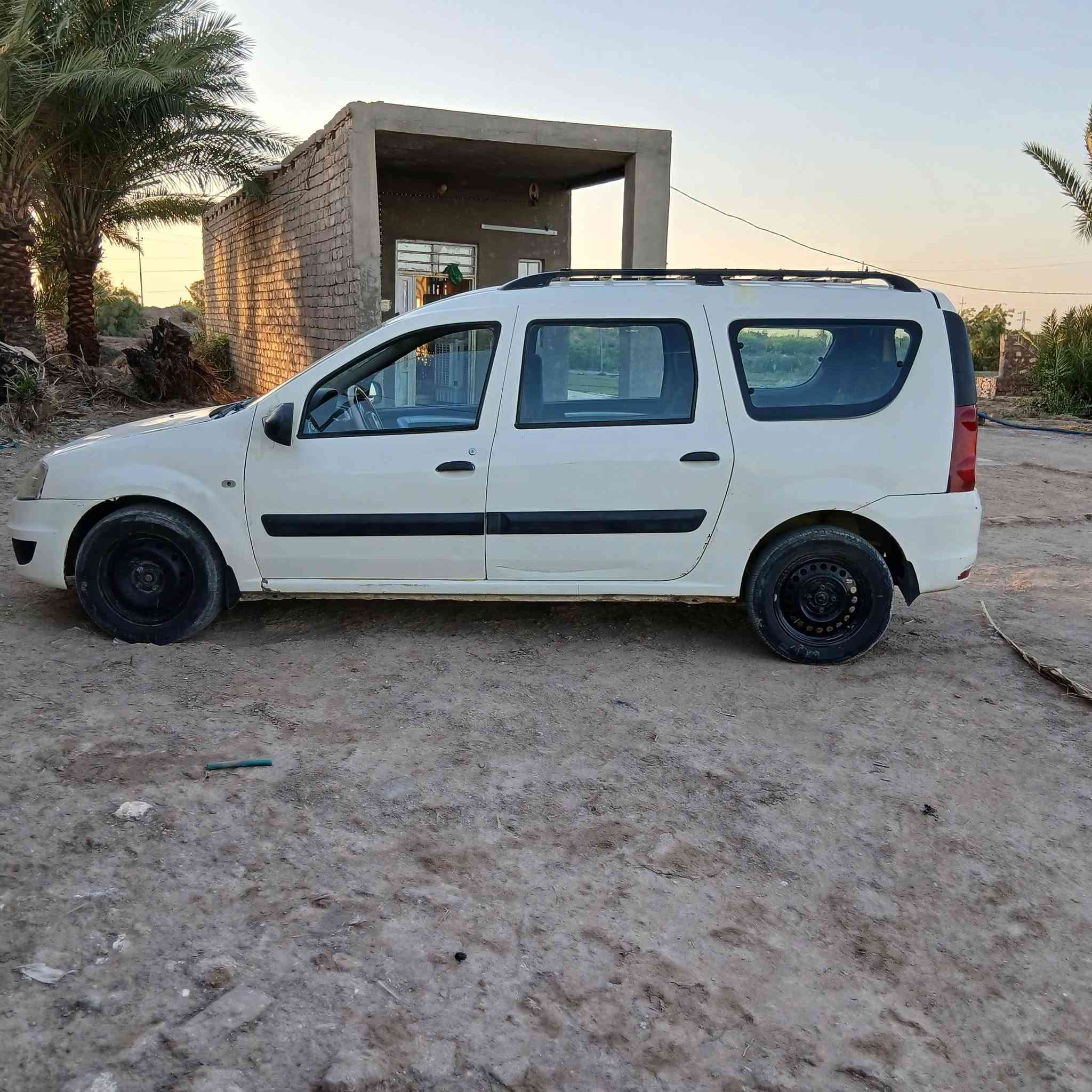 رينو ٢٠١٠ محور محرك كورله تماتيك المكان الديوانيه سعر ٤٠ وشراي بيه خير ويدلل تفاصيل هاذه رقمي ***********

