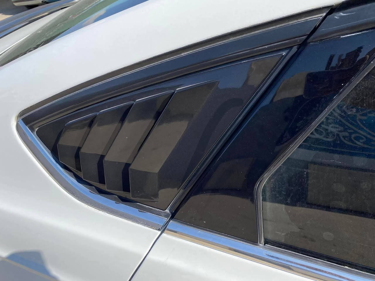 كماليات سوناتا 15-17 
سكوبات  مثلث 15 الف
كفرات  مرايا ام الإشارة باتمان 17 الف 
مطريات خط نيكل 15 الف 
ويدات 17 الف 
كلهن اسود لامع 
إذا كلهن ب60 الف
ما عندي توصيل 
مكان بغداد - الدورة - حي آسيا
***********
