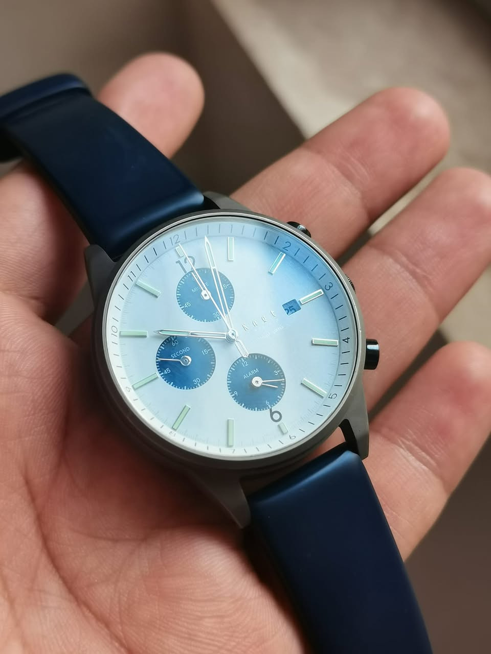 ساعة  Knqt تيتانيوم ياباني رجالي أصلية
مكينة يابانية سولار شحن ضوئي 
قطر 40 عدا الزمبلك
جام الساعة زفير وسير الساعة ربل أصلي
الساعة بلادية بالكامل نظافة عالية جدا 
البدي تيتانيوم بالكامل
لون الساعة ازرق تيفاني فاتح ودزاين جدا مميز
الساعة توقيتن مع كرونوغراف وحركة ميل الثواني مثل الاوتوماتيك
سعر 65 الف نهائي قفل
رتيل الساعة مو اقل 250 دولار 
توصيل بغداد 5 محافظات 6
رقمي *********** واتس اب
