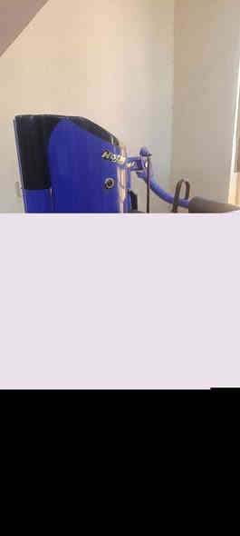 اجهزه رياضيه شركة هويست  للبيع العنوان ابو غريب الحصوه بسعر مناسب للتواصل  ***********
