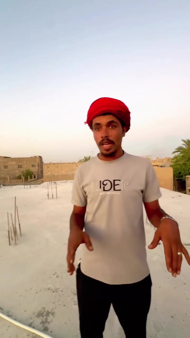بدعوة من الاخ شكور حمادي الهجر. تشرفنا بزيارة مشروعه الجديد وهو عبارة عن مجمع طبي يقام في قرية بقرص فوقاني بهدف تقديم خدمات طبية متكاملة لأبناء المنطقة.

نسأل الله أن يبارك هذا المشروع وأن يجعله خطوة خير تعود بالنفع على أهل قريتنا وأن يكتب التوفيق لكل من يسعى لخدمة المجتمع.

ترقبوا معنا التقرير الكامل والفيديو من داخل 
المشروع
 #ديرالزور  #عدسة_بقرص_فوقاني_تحتاني
#سوريا #مجمع #أطباء_بلا_حدود #عيادات #مشروع #viral #vidio #e# #anime


**إذا كنت صاحب هذا الإعلان وتريد حذفه لأي سبب، رجاءا أرسل رسالة إلى الدعم الفني**