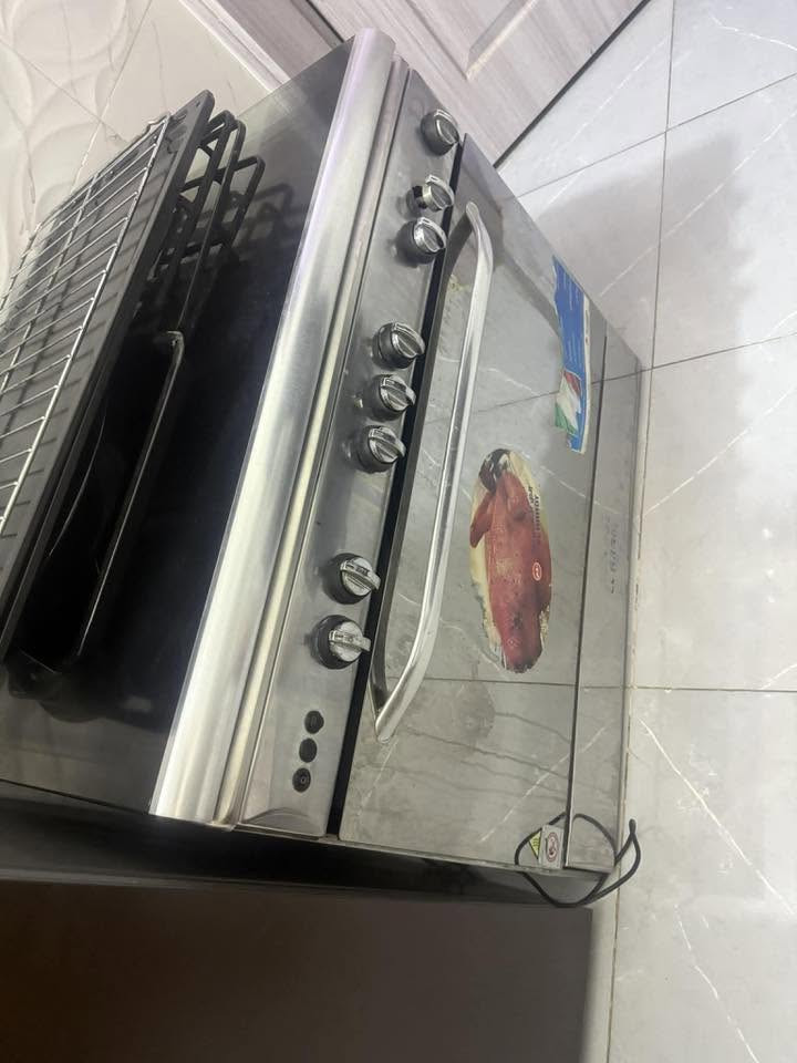 LG العربي إيطالي الصنع
شغال كله فرن عيون الطباخ 
نضيف استخدم قليل 
250 و بي مجال


**إذا كنت صاحب هذا الإعلان وتريد حذفه لأي سبب، رجاءا أرسل رسالة إلى الدعم الفني**