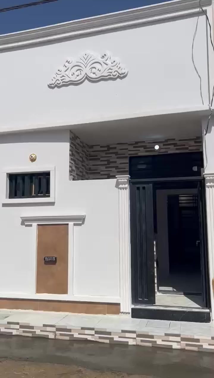 بيت للبيع في كربلاء الاستفسار انتصل على الارقام التالية 
***********
***********
واتساب موجود #كربلاء #بصره #بصره #ناصريه
