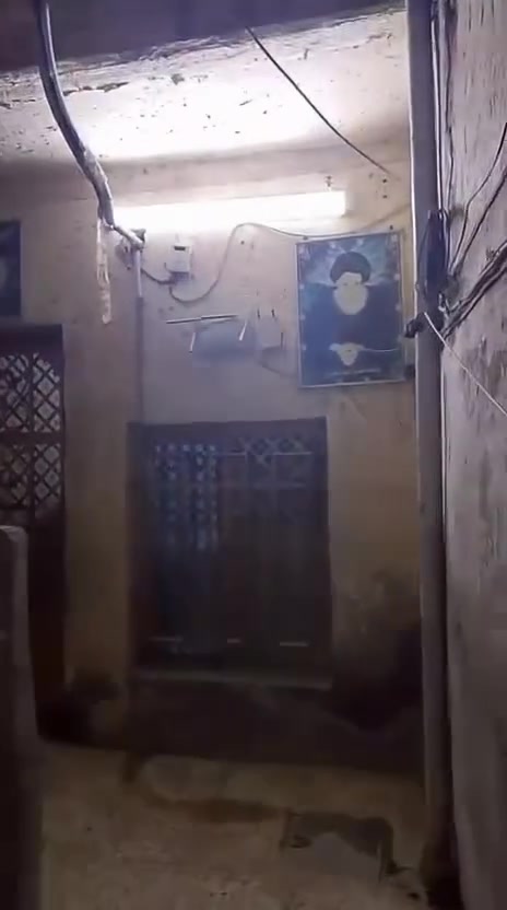 نص قطعه خلفيه للبيع المساحه (63) متر قطاع 74 طابق ونص تحتوي على استقبال + مطبخ + غرفه + ملحقات الطابق الثاني غرفه + ملحقات السعر 60 مليون والمعامله على المشتري الاستفسار والاتصال ***********
