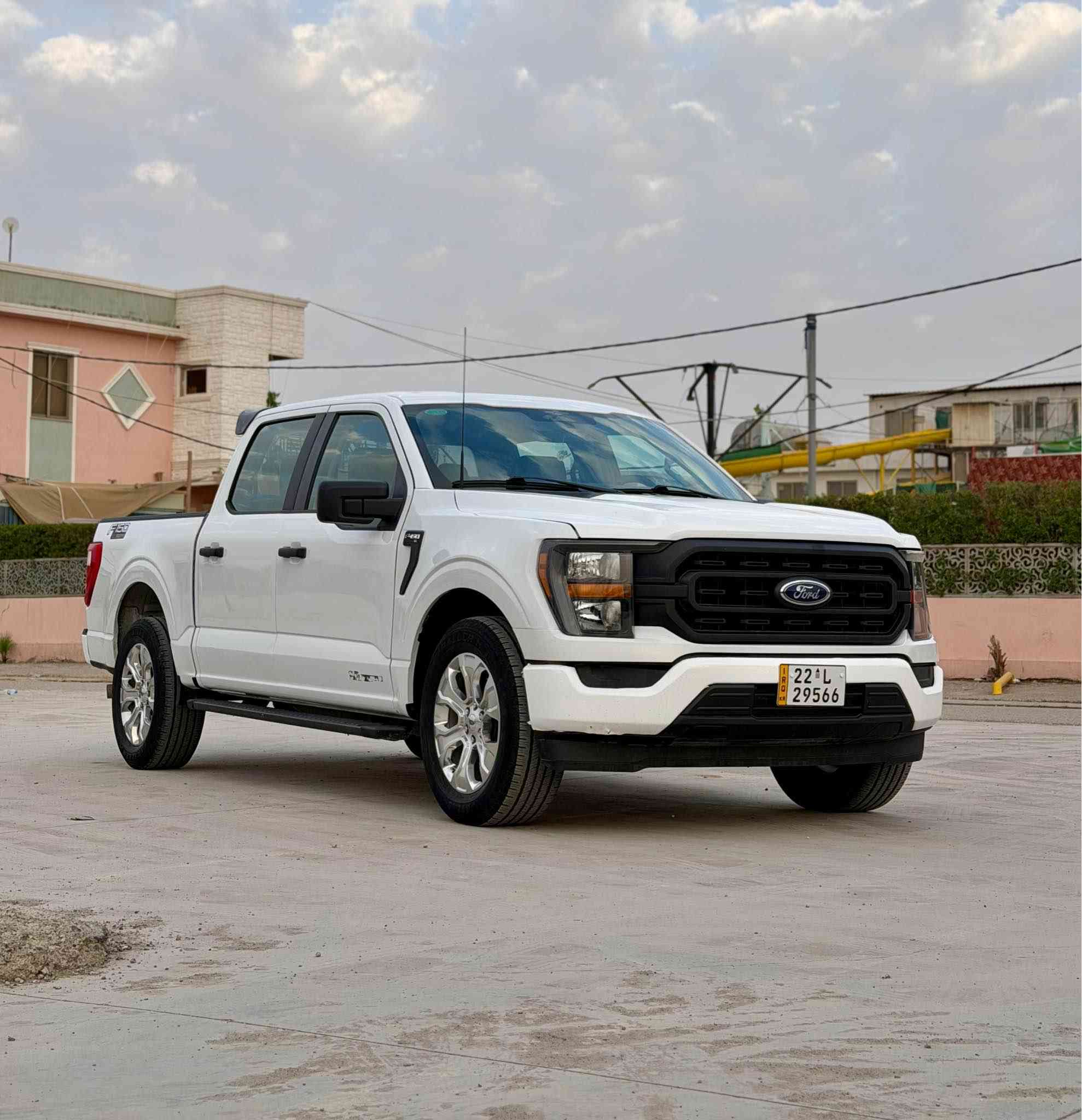 فورد F-150-Ford

موديل. 2023
ماشية. 59 ألف
محرك. V8. 5.3
تو ويل. 2*4
باب طويل بدي قصير المرغوب

جاملغ صبغ باب مبدل بلادي مكانين تعديل بارد 
بدون ارباك بدون دواخل. 

السعر. 265 ورقة 

صور الحادث رقم شاصي بالمنشور

رقم اربيل. فحص هزه سنويه كلشي جديد

***********
***********
***********

العنوان. اربيل. أربيل, العراق
