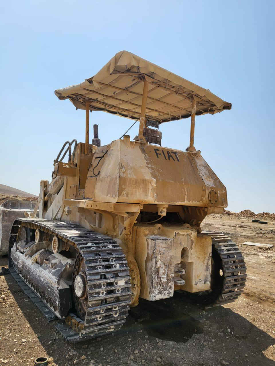 شفل فيات زنجيل حجم ٢٠ المحرك معمر رايمن السايس ٢٠ شرط الموقع قرب بعشيقة شرط التشغيل للتواصل 
***********
***********
