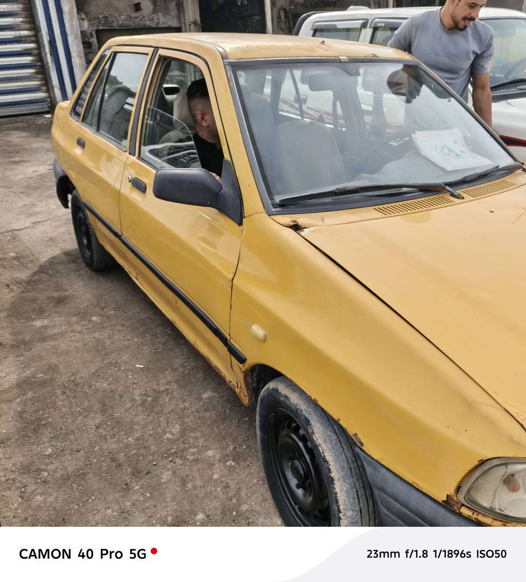 سايبه موديل ٢٠١٢ كير شرط مكينه بيه خيط بخار حداديه جديد سنويه صاقطه السعر ١٠ وبيه مجال استفسار ***********
