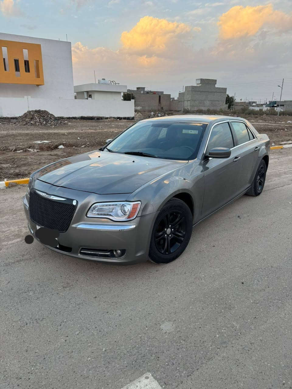 السلام عليكم اوباما ... ادوات
موديل ٢٠١٤ ... دخول جديد شرط بانزين شركه بعدها بيها ... مكينه ٣٦٠٠ ... مكينه كير حداديه تايرات تبريد كفاله ... داخلها بعده بريحة الشركه ... . سياره بدون ارقام ... بس ذا تريد ارقام انطيك وياها مو مشكله ... دخول جديد سياره ... مابيها صبغ فقط مكان كص ...
العنوان بغداد السعر ٦٠ وبيها مجال .شراي يتصل 
***********
