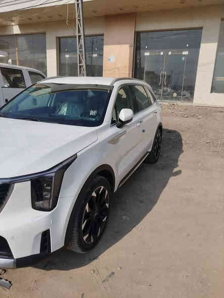 سورنتو موديل 25
6س
ويل 20
رقم بابل 
ماشيه 5الف
بيها ملاحضه خفيفه كلش 
***********
