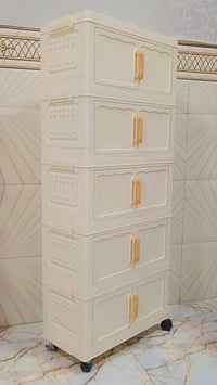 لوكر • ارتفاع ١١٠سم • عرض ٤٥سم