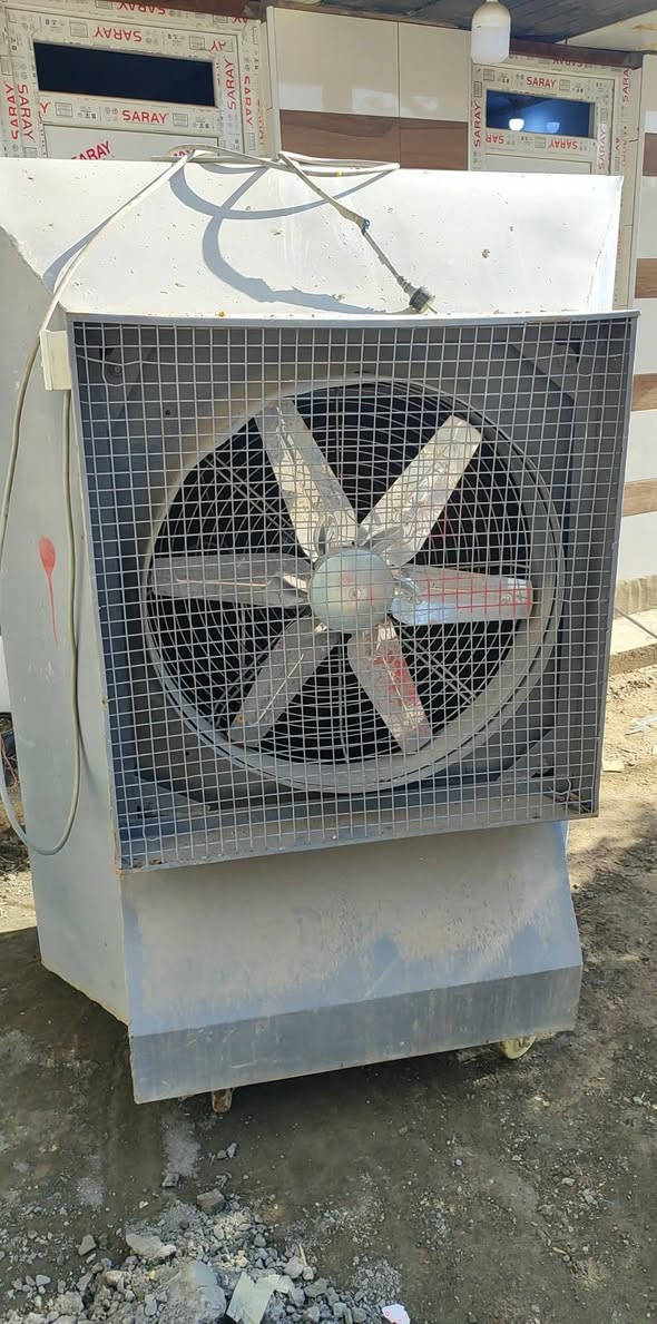 مبردة لبيع مال موكب نضيفه كلش *********** مكان الديوانية مركز
