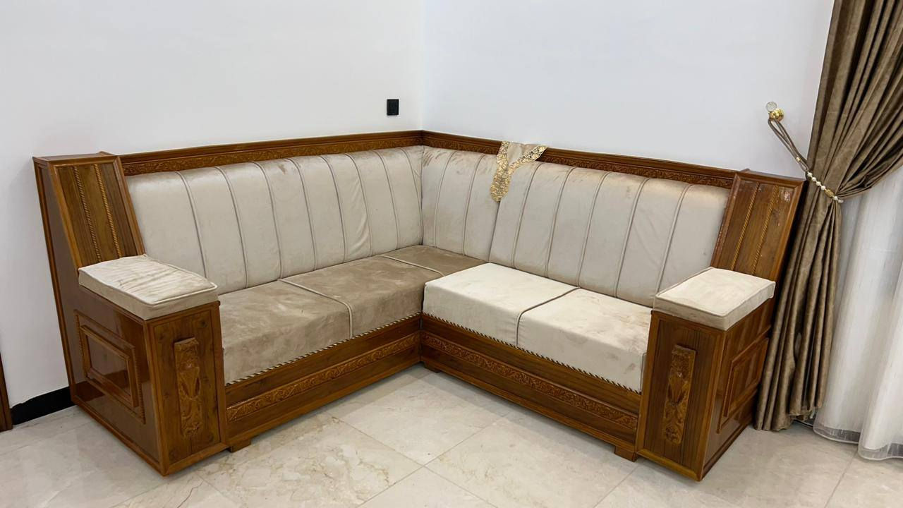 السلام عليكم معمل الامراء دواوين صاج صار بيها عروض على واجهه العيد حسب رقبه الزبون عنوان بغداد جسر ديالى الجديد القرقوليه اسعار كلش مناسبه شغل درجه اولى بضمان سنتين حسب القياس اللي عندك على رغبه الزبون اي استفسار موجود معمل الامراء***********
