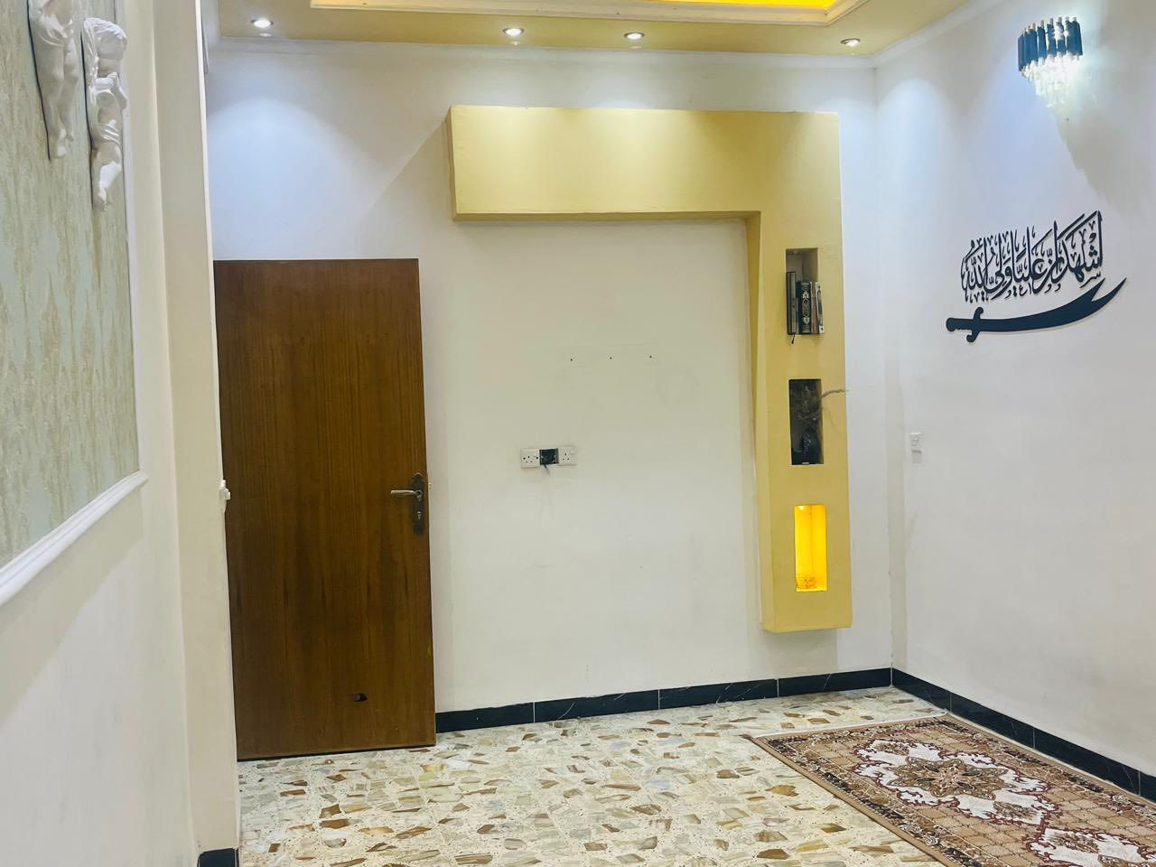 سلام عليكم
للبيع 120 متر 

الواجه 6

النزال 20

طابقين ونص يحتوي على اربع غرف

موقع ضياء الحلفي 

للاستفسار ***********
