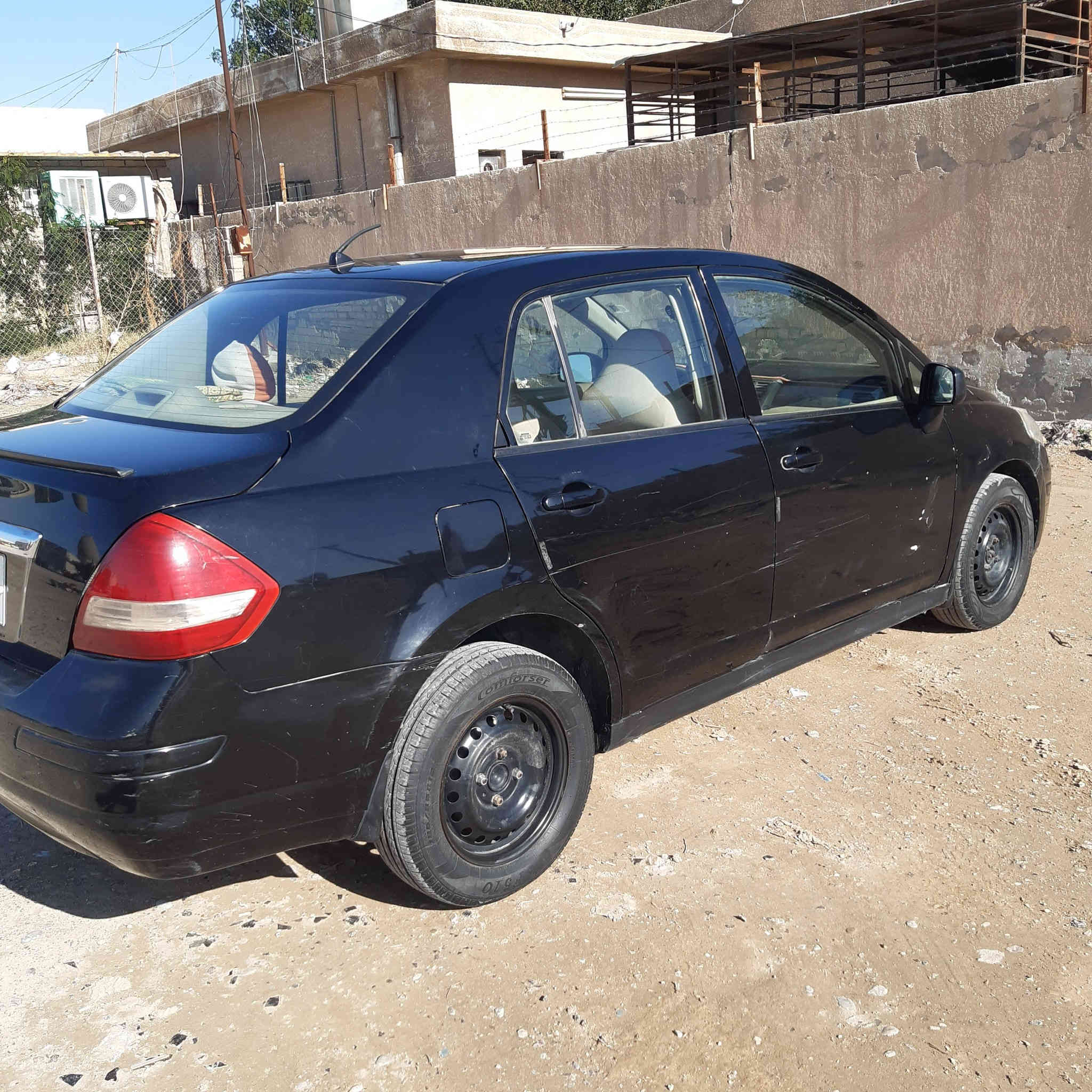 السلام عليكم
نيسان فيرسا للبيع موديل 2009 
وارد أمريكي محرك ١٨٠٠ 
السنوية لل ٢٠٣٠ رقم بغداد دولي 
***********
