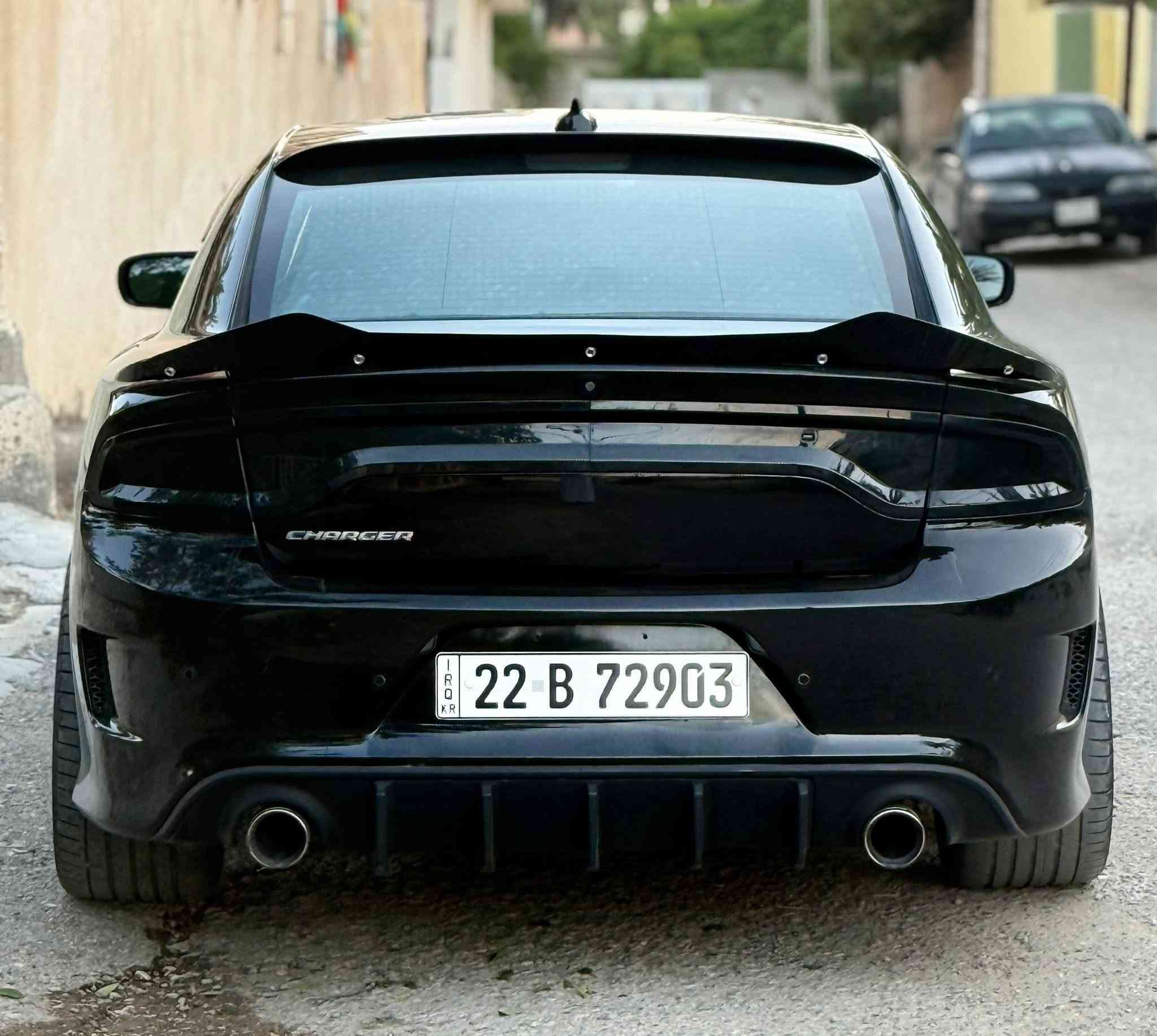 🔥 للبيع – دودج جارجر 2020 (هيمي 5.7) 🔥
✔️ فئة: Super Track Pack  
✔️ المحرك: 5.7L HEMI  
✔️ الحالة: السيارة جديدة بمعنى الكلمة (داخل وخارج) شرط     مابيهة نقص متصرف ع السيارة دينار
 ✔️السونار مرفق مع الصور

- رقم اربيل بأسمي تريد وكالة او تحويل
🔧 التفاصيل:
- ضرر جامرلغ + حافة الباب مبدل بلاد   (سطحي فقط)
- بدون أي ضرر داخلي  
- الايرباكات: سليمة 100%  
- المكينة والكير: مكفولات وبدون فتح  
- ماشية 65  الف ميل
💰 السعر: 225 (قابل للتفاوض)  

مكان السيارة ديالى المقدادية

📞 للتواصل: (***********)

