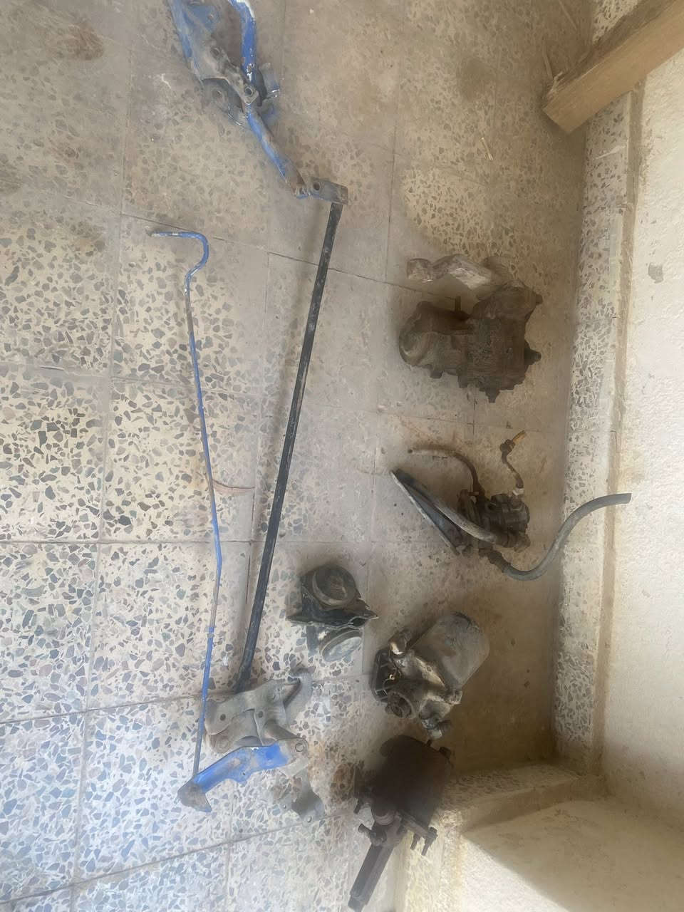 غراض فوزوا مربع للبيع ***********
