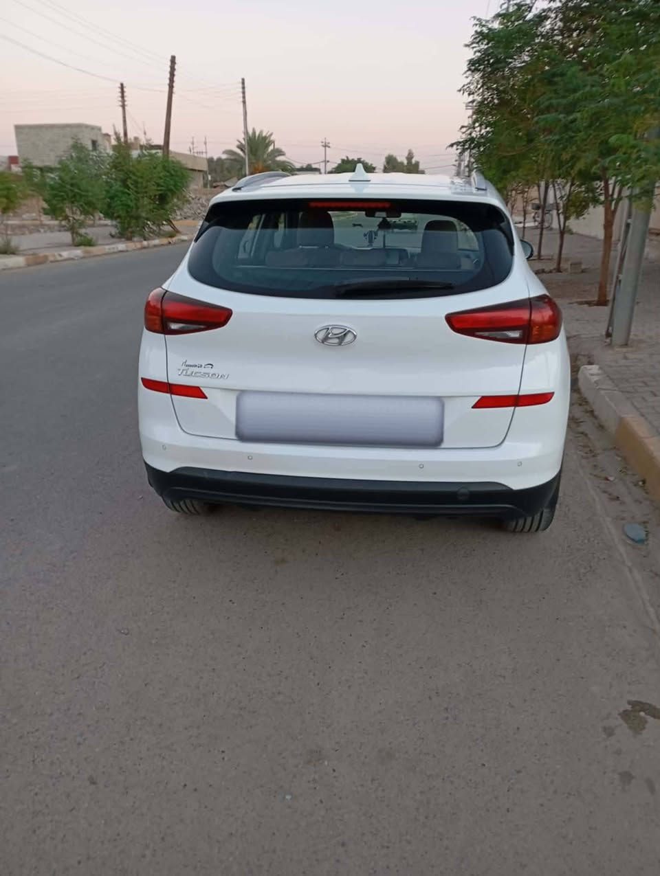 السلام وعليكم توسان 2019 للبيع او مراوس اي عيب مابيها سياره جاهزه مال بيت  ماوصله معارض كله عله وضع الشركه نضيفه كلش و بل حقيقه احله رقم جديد سنويه لل30 هزه جديده السعر 205 متواجد عله الفيس
***********
تحياتي للجميع✅
