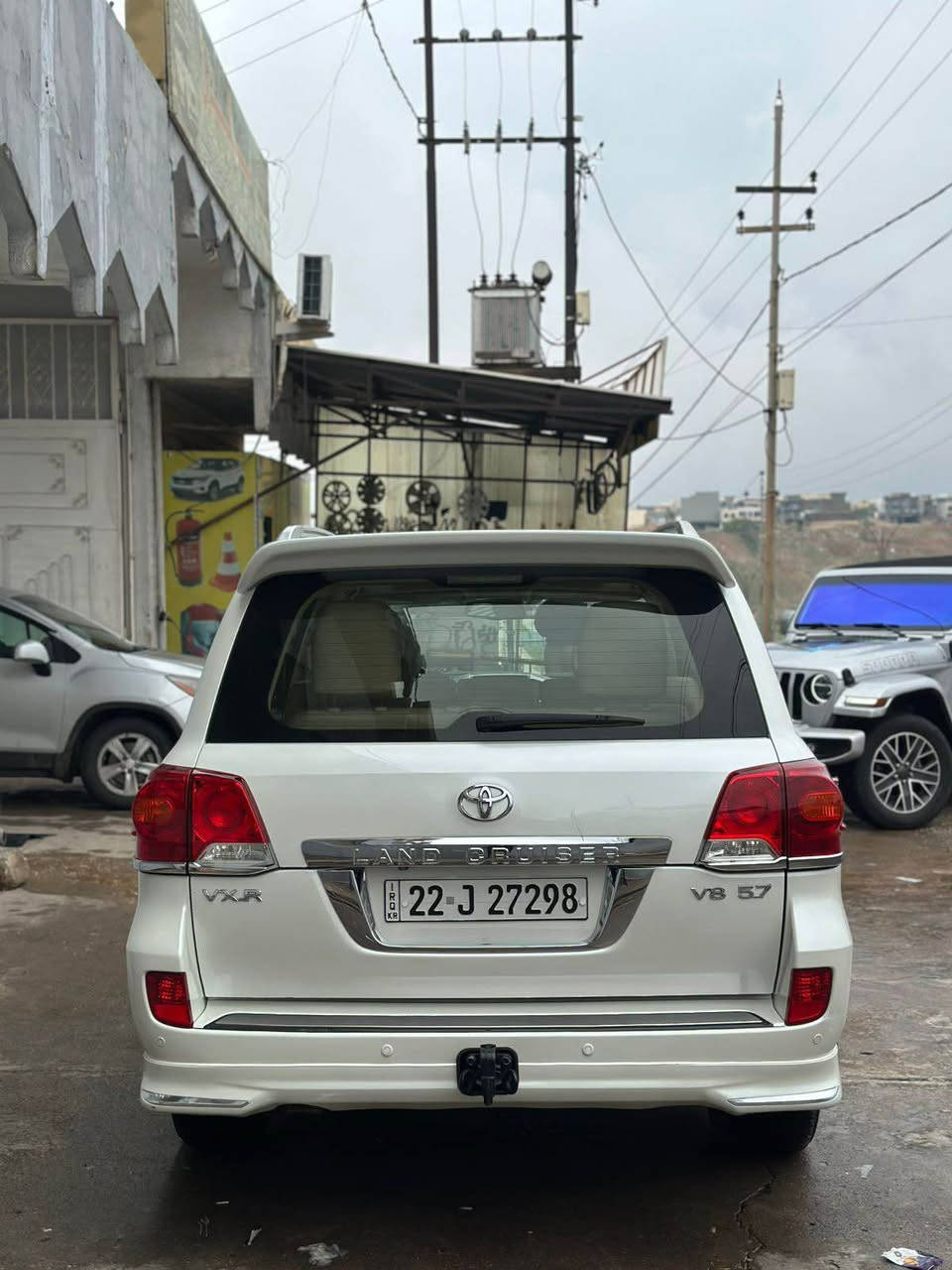 تويوتا لاندكروز بحالة الوكالة 🌹🌹🌹
موديل2013
مكينة 8 سلندر حجم محرك 5.7

الاستفسار ***********
بسعر مناسب جدا 390$ ✅ تم
#سيارات_مستعمله #لاندكروز #تويوتا
#ماصوفات السياره 
بصمه 
شغال
فتحه 
شاشه
كوشنات جلد تفيه بارد حار
ثلاجه
كوشن كهرباي
كوشن خزن
#ماصوفات #ليكزس #واحد على واحد
سياره بس بيه مكانين صغير بارد
رقم سنويه جديد تحويل شرط
عنوان سياره #عقره اكر, نينوى
