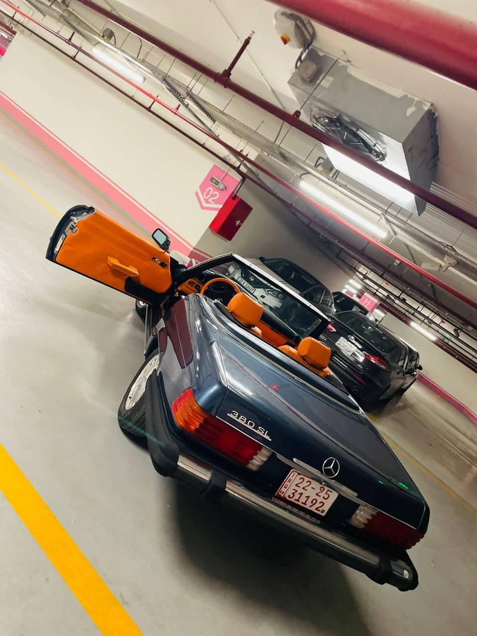 مرسيدس SL380 1984 للبيع صبغ عام جمالي بدون حادث
سيارة ٨ سلندر 
صدر و حدادية جديد 
تخم تاير جديد
كهربائيات مضبوط و كلشي شغال 
الغرفة جديد  و لون مميز 
سيارة كشف و جامبو
مكان سيارة اربيل 
للاستفسار واتساب ***********
