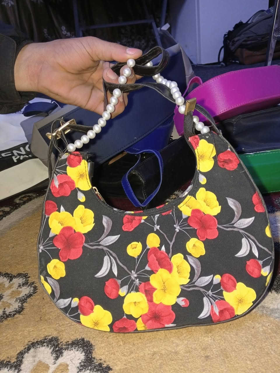 السلام عليكم حبايب جنط نسائيه القطعه على 5الف توصيل داخل المحموديه فقط راسلني على  الخاص


**إذا كنت صاحب هذا الإعلان وتريد حذفه لأي سبب، رجاءا أرسل رسالة إلى الدعم الفني**