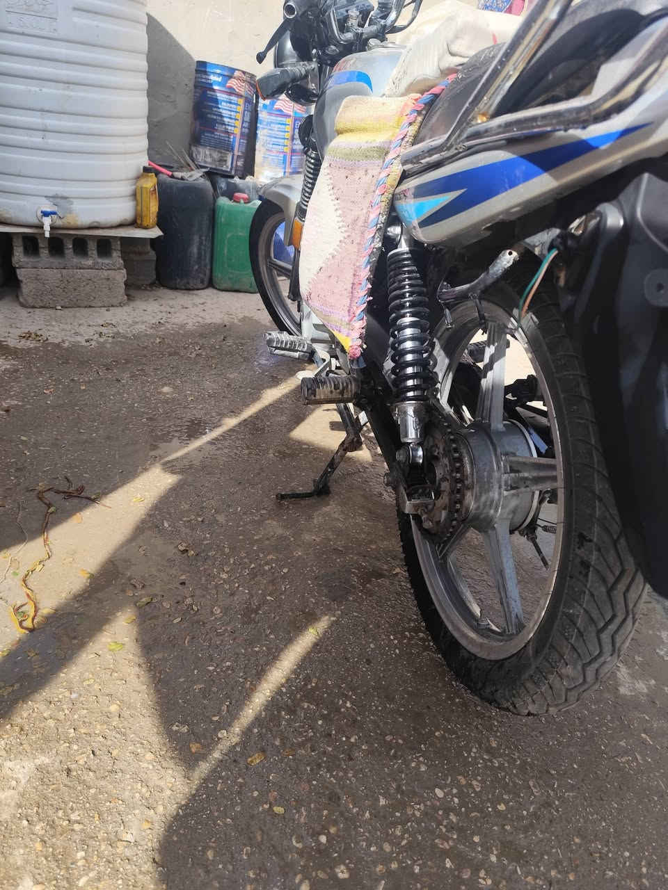 السلام عليكم دراجة ديوان عظم للبيع موديل 21 اوراق اصولي التواصل خاص


**إذا كنت صاحب هذا الإعلان وتريد حذفه لأي سبب، رجاءا أرسل رسالة إلى الدعم الفني**