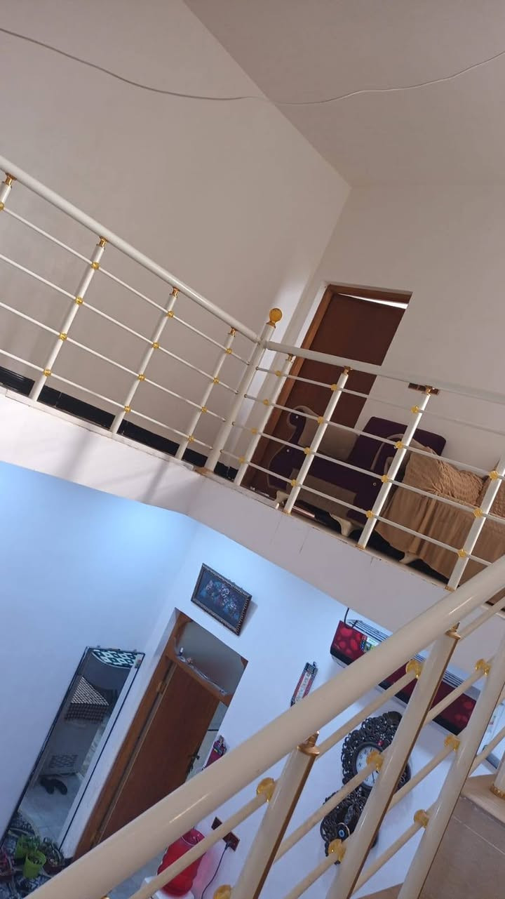 يالله السلام عليكم
بيت بحي النداء المساحه ١٠٠ متر 
شارع جامعة الكفيل 
بصف محمع الاميرات مقابل مجمع السلام بشريط الموظفين ٨٧١٤٥
بيت مطلوب ل اسكان ١٨ مليون تسديد الشهر ١٠٠ الف 
سعر البيت ٩٥ وبيه مجال /لمن سعر خصم من ١٨ مليون 
***********تواصل واتساب او تصال
