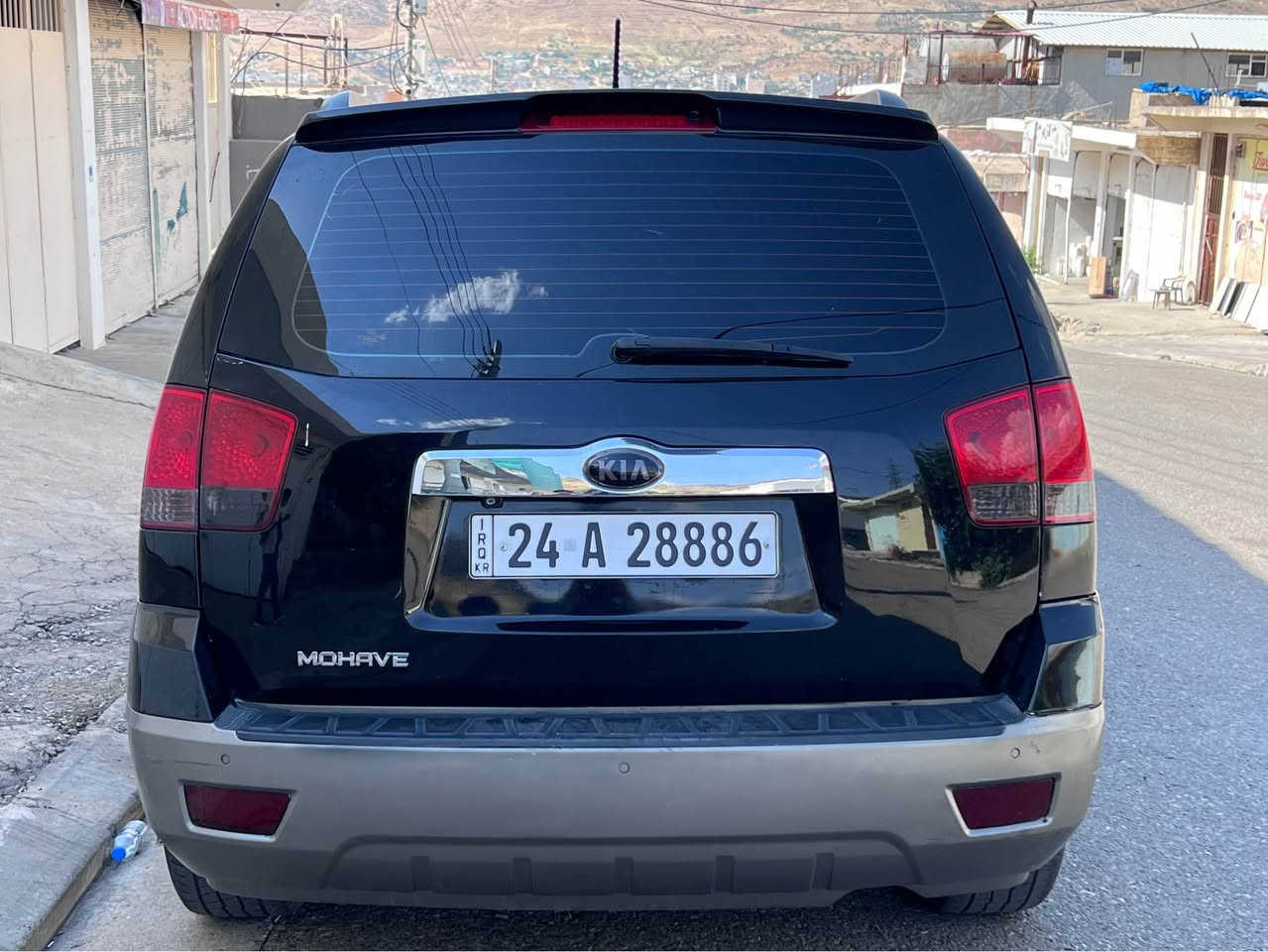 للبيع نقداً ب ١٣٠ ورقة ومجال بسيط جداً… كيا موهافي موديل ٢٠١٦… وارد خليجي… كير اوتو… محرك ٦ سلندر… داخل عسلي… شاشة وكامرة… رقم وسنوية جدد… بيهه جاملغ خلفي صبغ وشوية بالدوسة شرط بدون دواخل الايرباكات كلهه سليمة… السيارة جاهزة مابيهه اي نقص… المكان دهوك… السعر ١٣٠ ومجال بسيط جداً… للاستفسار 
***********
*********** دهوك, العراق
