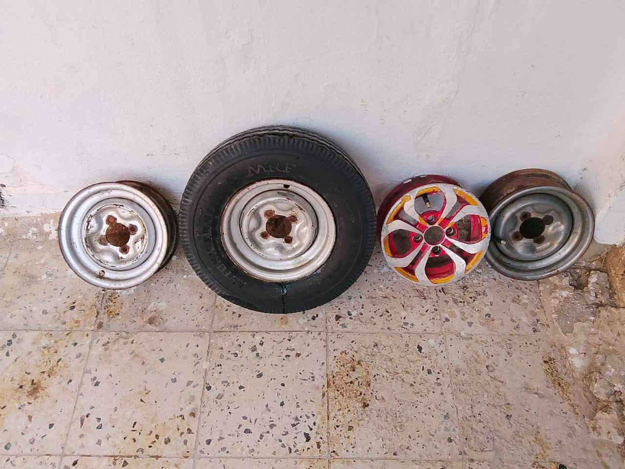 السلام عليكم  سبير و3ويالا ومرايا نضيفات شوفت عينك  قيم واخذ بلحض والبخت  للإستفسار ***********
