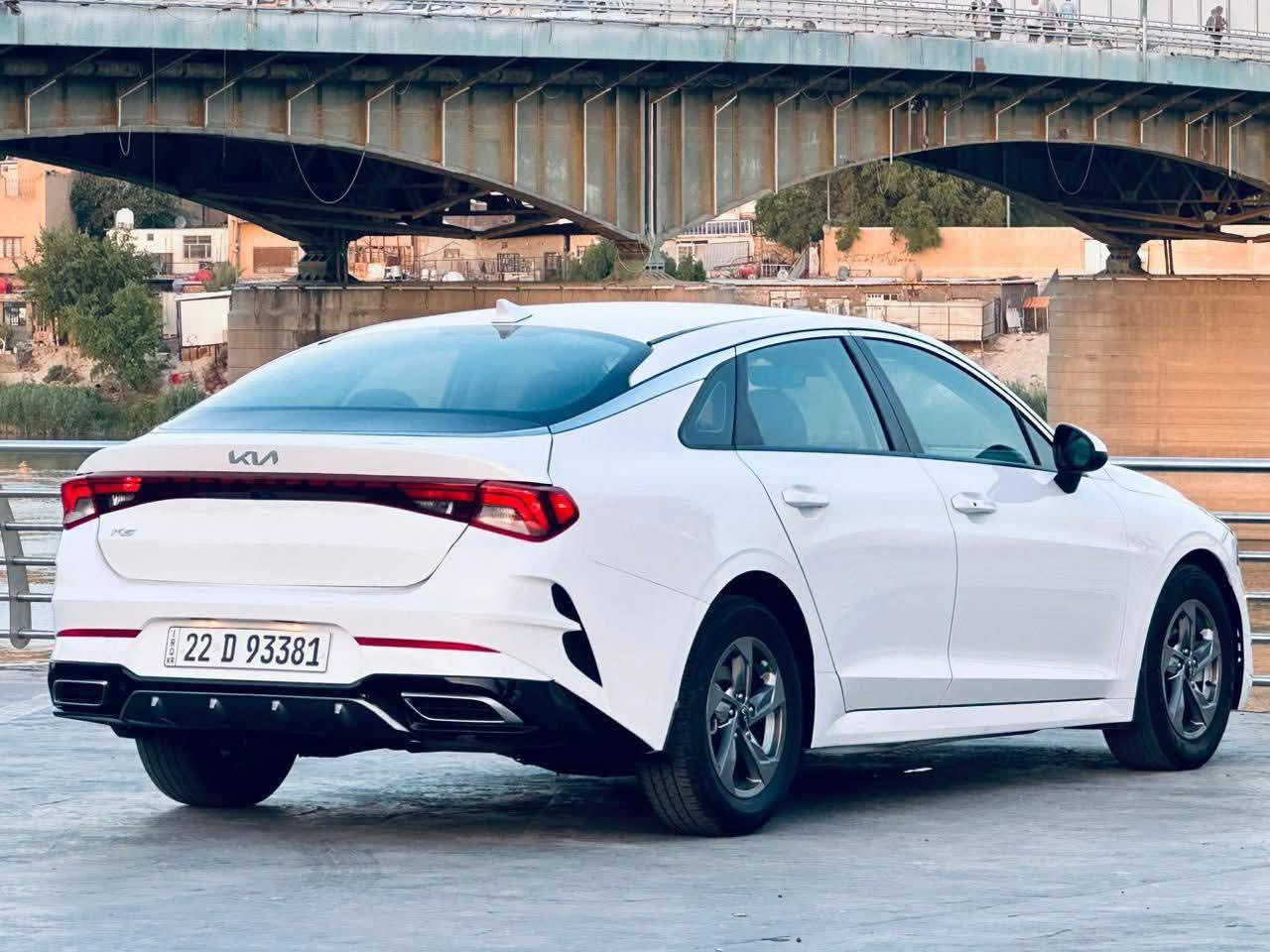 السلام عليكم
Kia k5 2022 سيارة جديدة استعمال شخصي في
172 ورقه وبيهه مجال بسيط
اللون أبيض
 مواصفات :
مثبت سرعة 
رادار امامي 
بصمة ترحيب
سايد بريك بصمة 
مانع انزلاق 
حساس اطارات 
شاشة كبيرة  
كاميرا 
حساسات أبواب 
مراقبة النقطة العمياء 
نظام قيادة 4 وضعيات 
تحكمات سترين جهتين 
اوتو هولد 
تشغيل عن بعد 
محدد سرعة 
تحذير من الاصطدام 
 فتح بصمة 
كامرات 360 درجة 
ماشية 36 الف 
فرامل توقف ذاتي 
مثبت سرعة 
دخول ذكي
تخم تاير جديد
صوره الحادثة مرفقه بالمنشور فقط جنطة وبيه رصعه بسيطه
مكان السياره بابل النيل طريق سريع رقم اتصال او واتساب
*********** المحاويل, بابل
