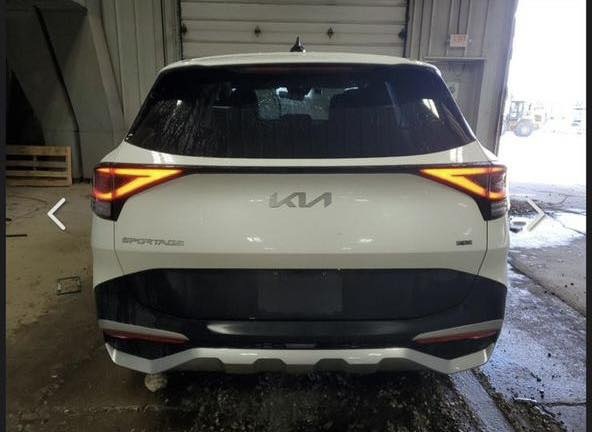 السلام عليكم
سبورتج  مديل 2024 وارد امريكي للبيع
بدون ارقام 
ماشية 14 جديدة علة وضع الشركة
صور الحادث داخل المنشور 
فقط جاملغ امامي مبدل 
والسونر داخل المنشور
السعر 175
مكاني بغداد البلديات 
***********
