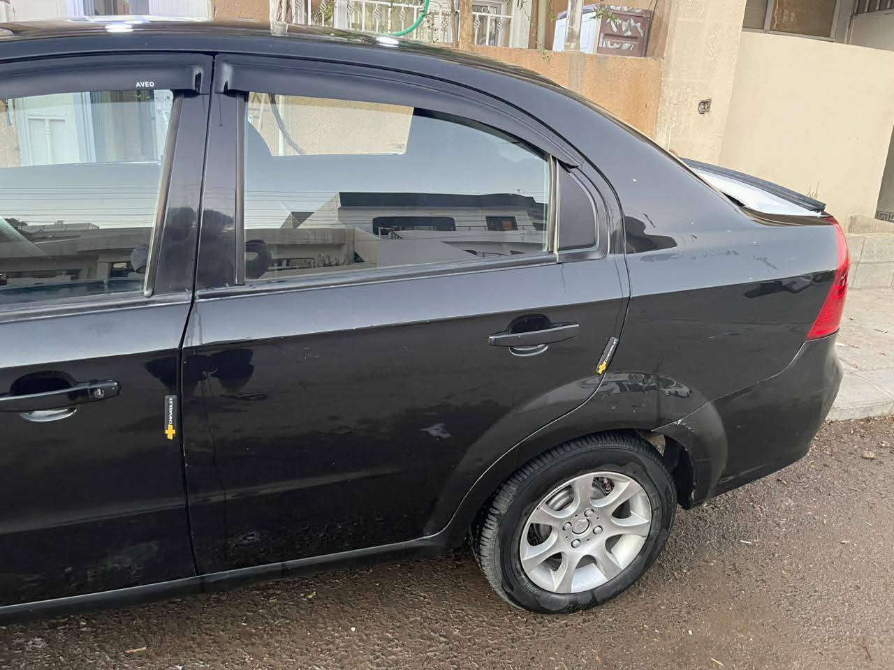 شۆفلێت ئەڤیۆ 2008 ئۆتۆماتیک مەکینە گەورە
پێشو پشتی کەپسە 
5 پارچە پەمپە بۆ جوانی بێناو گرتن
سەقفو چەمەلەغی دواو سنوق شانی بۆیاخی نیە 
تازە کامل سێرڤسم کردوە یەک دینار مەسرەفی هایدرۆلیکی گێڕی گۆڕاوە کامل ئەشیای ناو مەکینەی گۆڕاوە هەتا 1ساڵ زەمان بۆنیت هەڵمەیەرەوە
 بەشەرت ڕەقەم سلێمانی 
سەنەوی هەتا ئاخیری ٢٠٢٧ تازەیە
بەشەرتی تەحویلو غرامە
 سەیارەکە جاهیزە ماڵی دۆستە
58کۆتای

گێڕو مەکینە تەقەو ڕەقە بەشەرت 
هیچ کێشەیەکی تێدا نییە
***********
***********
