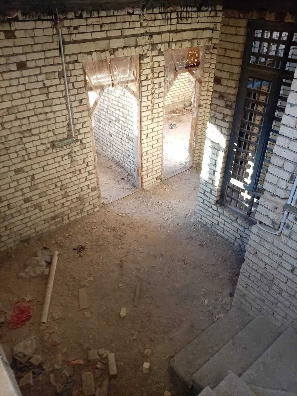 اللهم صلي على محمد وال محمد🤲
الدار للبيع حجي حسن زراعي سند 25 مساحه 
100//متر مربع طابقين شارع 20قرب أسواق العائله 
للاستفسار ***********
