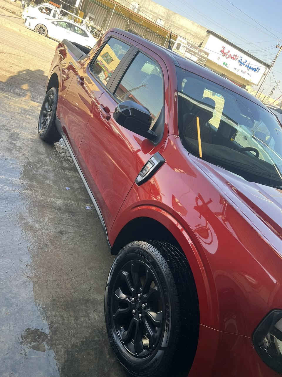 السلام عليكم
مافرك لاريت مديل 23 رقم بغداد باسمي 

مكان السيارة سامراء الضرر تبديل قطعة فقط چاملغ السايق بدون ضرر داخلي مع صبغ وتعديل جزء من باب السايق وبيها بعض الملاحظات 
رقم الشاصي مرفق بالمنشور 

رايدها ب193 وبيها مجال 

***********
