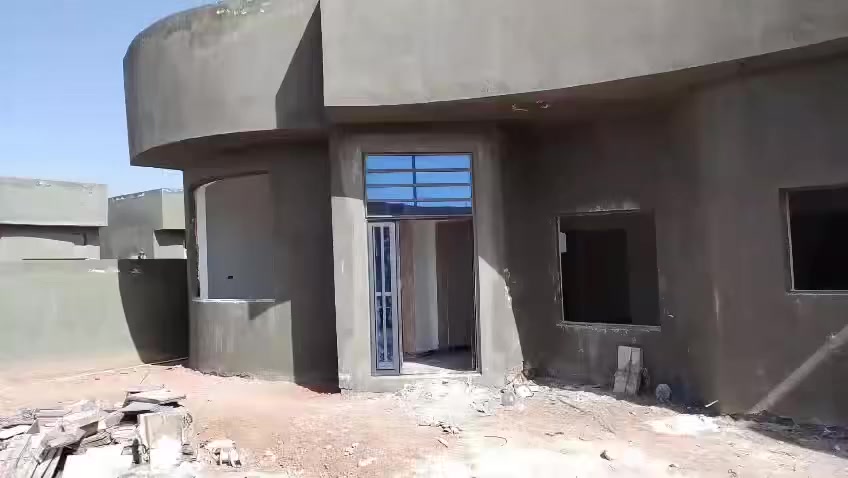 مجمع بين الحرمين نجف 
   البيت للبيع نقداً    السعر 115 مليون      
واصل نقداً  ما مطلوب لشركه ولا لدوله حر.   
***********.  تصال. او واتساب    البيت ركن بلوك 9. دار2
ستلام  مفتاح خلال شهرين
