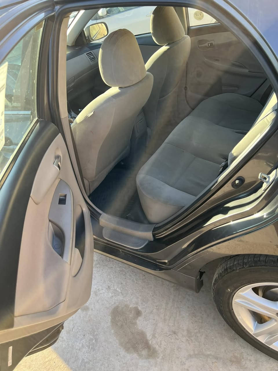 سلام عليكم 
كورلا للبيع 
موديل 2013
كير ومحرك شرط 
تواير وصدر جدد
ضرر بونيد وجاملق بدون دواخل 
السعر 125 وبيها مجال للطيبين 
الرقم ***********
