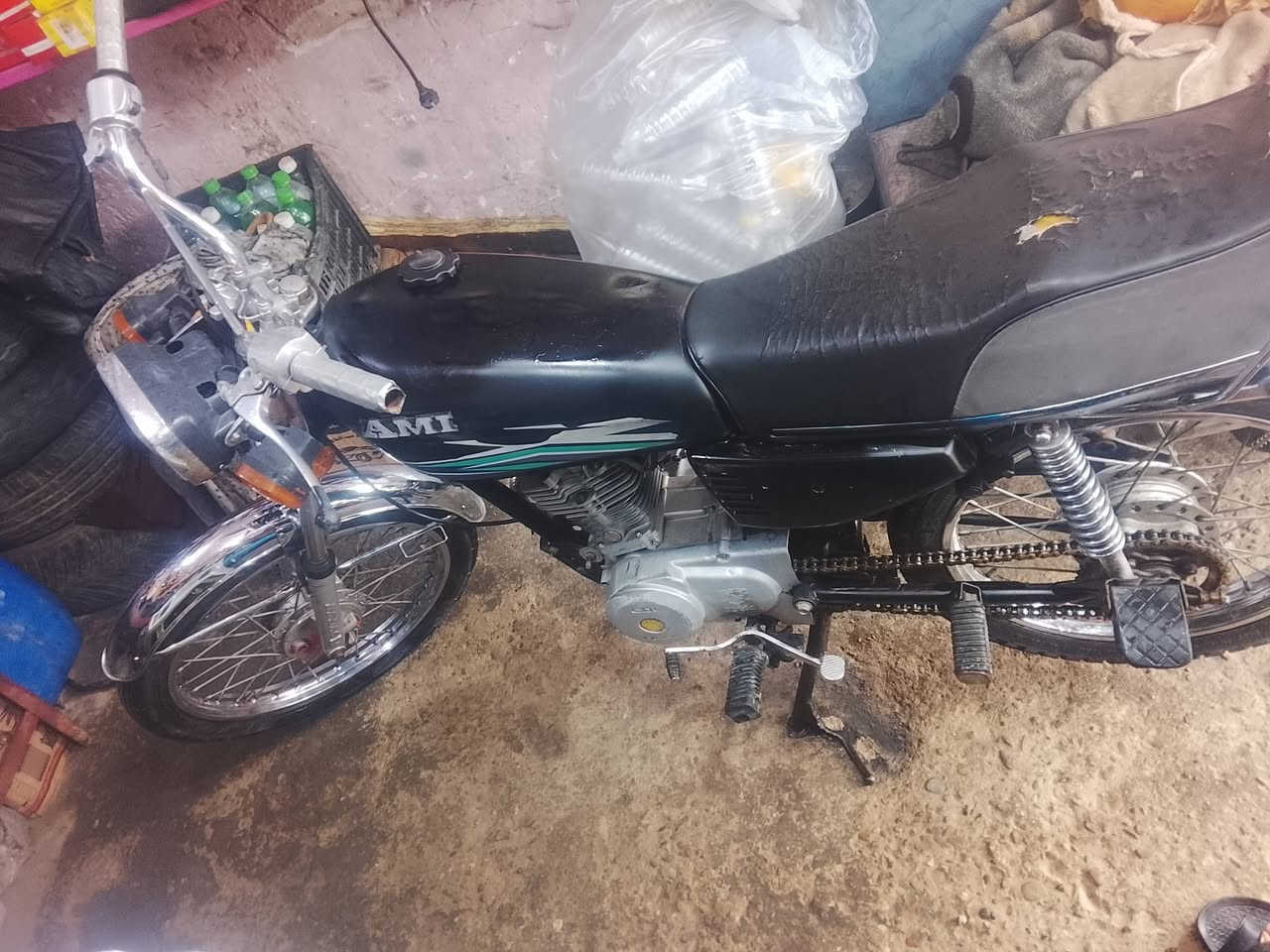 السلام عليكم اربع قير كلك للبيع سعر 350 وبيها مجال شيء قليل مكاني نجف حي العسكري ***********
