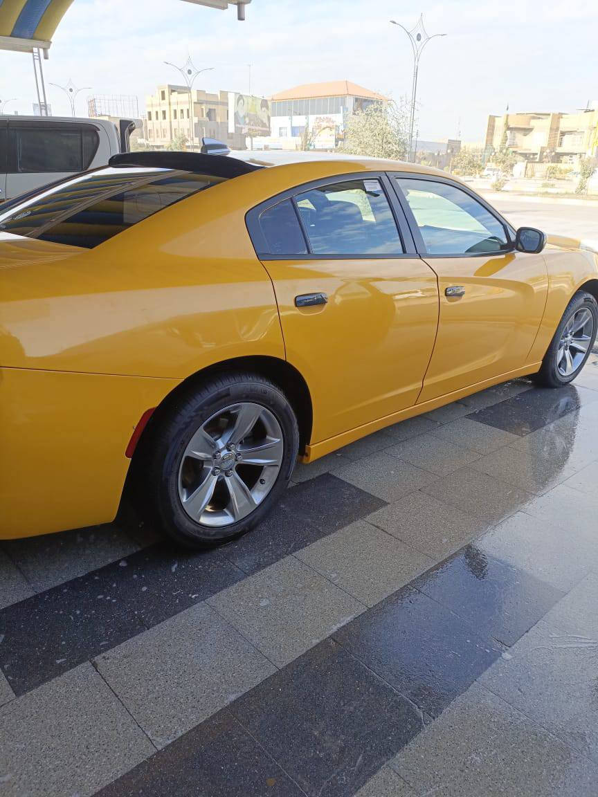 السلام عليكم جارجر البيع 15 معلايه 18  رقم انبار نكليزي سياره جاهزه مكينه كير حداديه تبريد جاهزة.حادث جاملغ وبنيد مكان السياره ناصريه مركز السعر 170 وبيه مجال تليفون ***********
