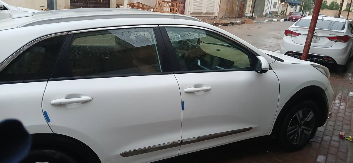 كيا نيرو كوري خليجي هايبرد بلكن كفالة عامة عدا بارد بالبنيد.
جاهزة
رقم بغداد بأسمي 
بيع او مراوس 
للاستفسار اتصال فقط رمش وبالخدمة او واتس.
***********
