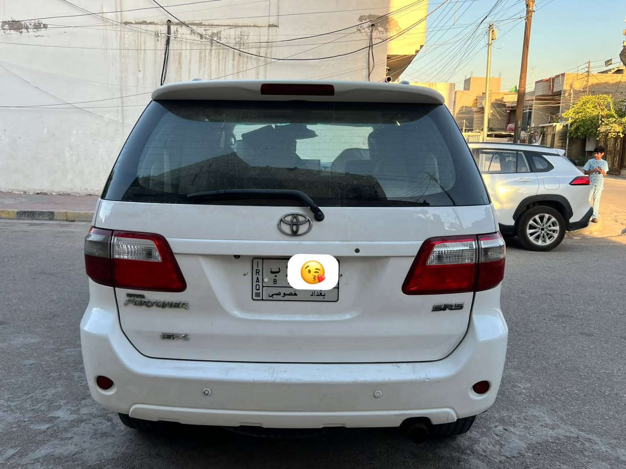 سلام عليكم فور جنر للبيع موديل 2009 فول مواصفات للخير مكفولة  سياره جديده  لاضربه لا صبغ لا تبديل  رقم بغداد  مكينه و كير عله بلاد مكاني بغداد سياره كويتي             السعر 143 بيه مجال بسيط ارخص فورجنر بالعراق كله مكاني بغداد اتصل ***********(سياره 7راكب3قطع تبريد تخم تاير جديد حدايه جديده سياره جاهزه من كلشي مانقصها اي شي
