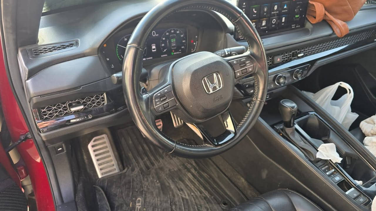 هوندا اكورد حادث موضح بالصورة
رقم بغداد مديل  ٢٤  ماشية ٩٠ ميل 
سيارة مناقص اي شي  فول مواصفات  حادث خلفي ماعابر الجنطة

سعر ١٨٣ بيها مجال 
تواصل فقط 
***********
