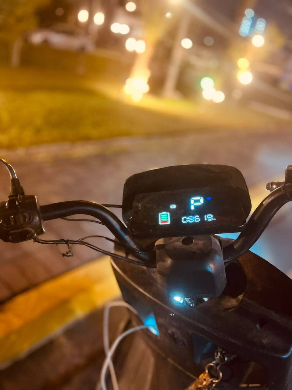 دراجه شحن للبيع البطاريات مالتها اب حاله جيدا تمشيك اكثر من 30 كيلو سعرها 525 وبيها مجال بسيط


**إذا كنت صاحب هذا الإعلان وتريد حذفه لأي سبب، رجاءا أرسل رسالة إلى الدعم الفني**