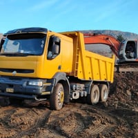 رینۆ / بۆفرۆشتن  ئاڕمی پلاستکی سلیمانی  مۆدێل 1999 حجمی 385 مجموحی گەو...