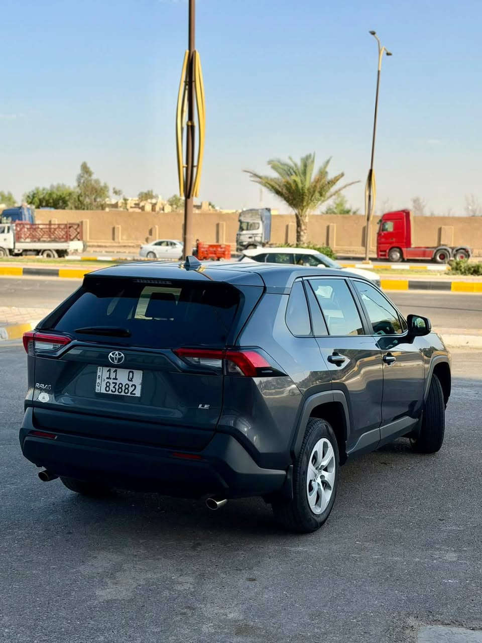 السلام عليكم راف فور للبيع موديلها 2023 السياره وارد رقم بغداد الدولي تحويل مباشر حادثها مع الصور و السونار هاند بريك بصمه تخم تاير جديد عل شركه باتري جديد سعرها 195وبيها مجال قليل مكانها بغداد ابو غريب الاتصال عل هاذا الرقم وغير متواجد عل فيس ***********
