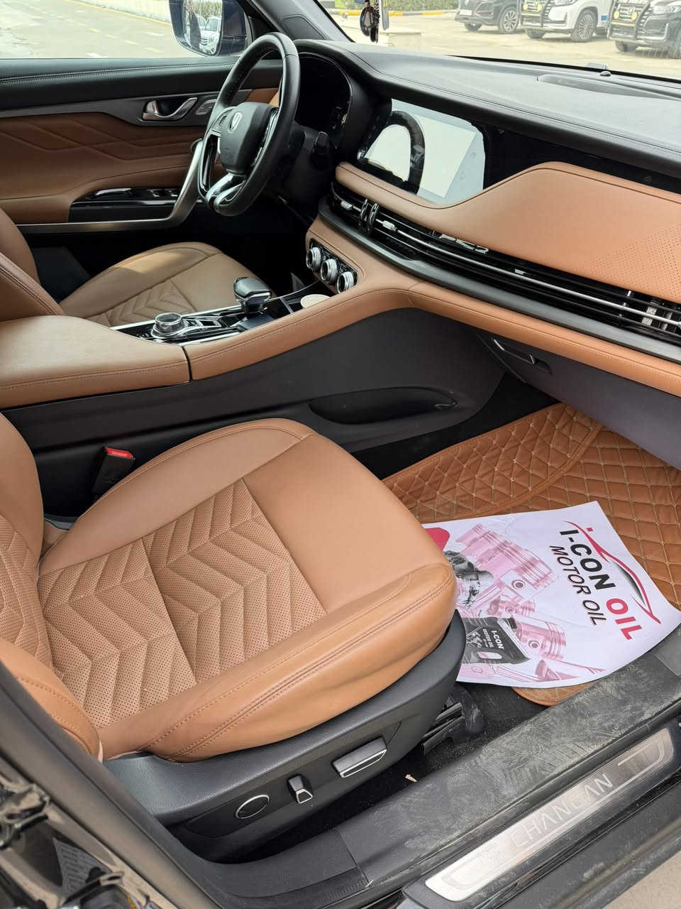 شانجان cs95 موديل ٢٥ ضمان ٥ سنوات ماشيه ١٤ الف فووووول مواصفات عليه ppf كفاله عامه السعر ٤٠ مليون *********** مكانه حي الجامعه
